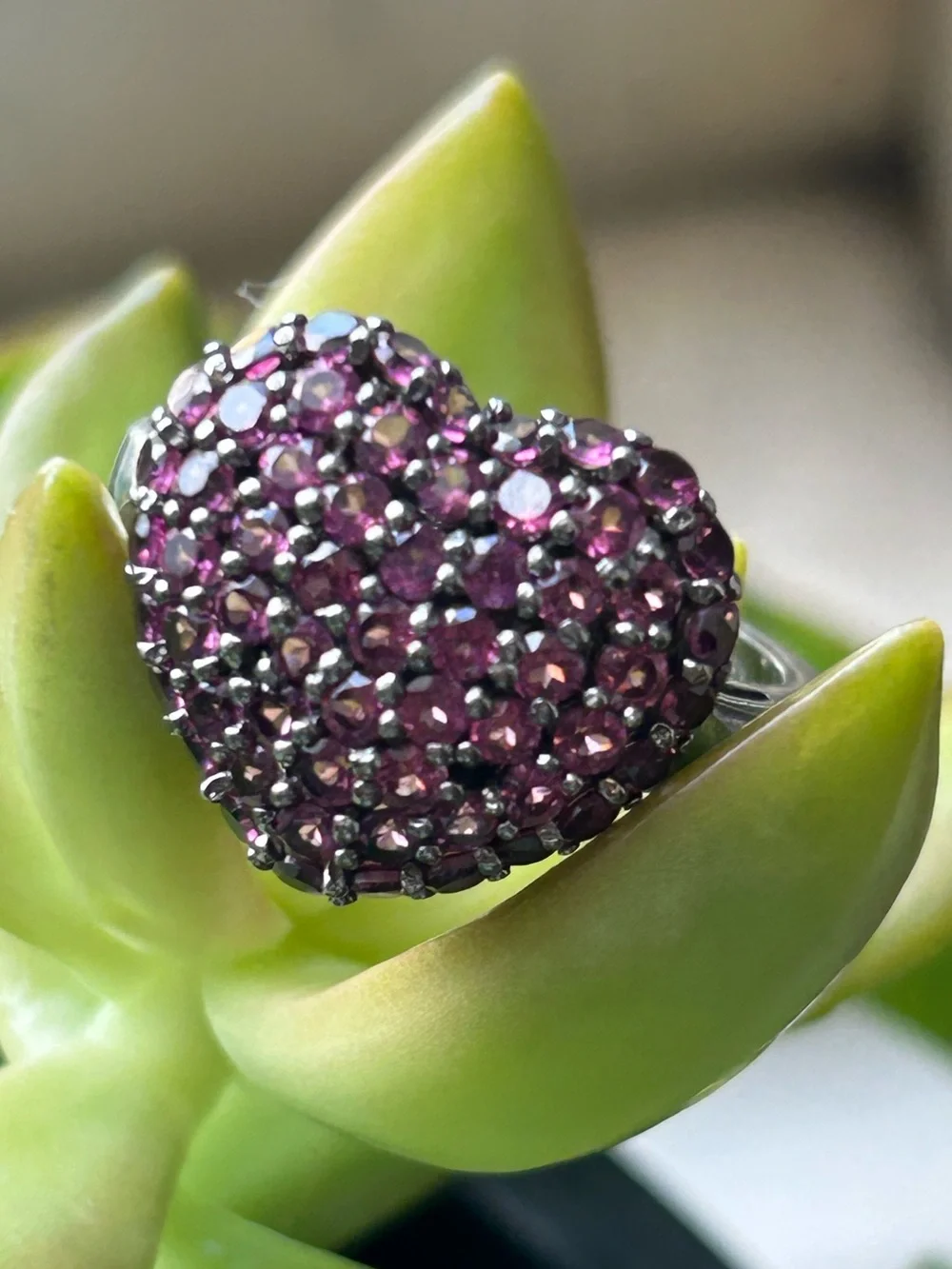 Vintage Heng Nagai black tone Sterling Silver clusters pave ruby love Heart ring